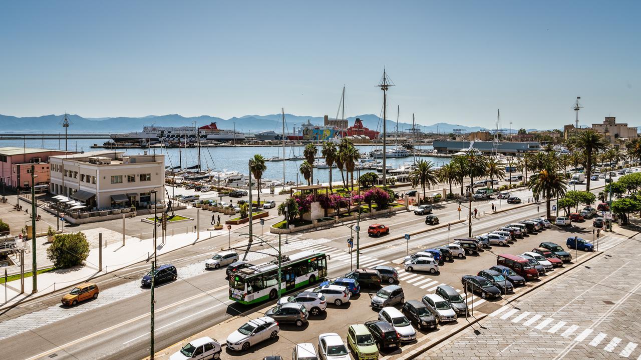 Birkin Marina Hotel Cagliari Exterior photo