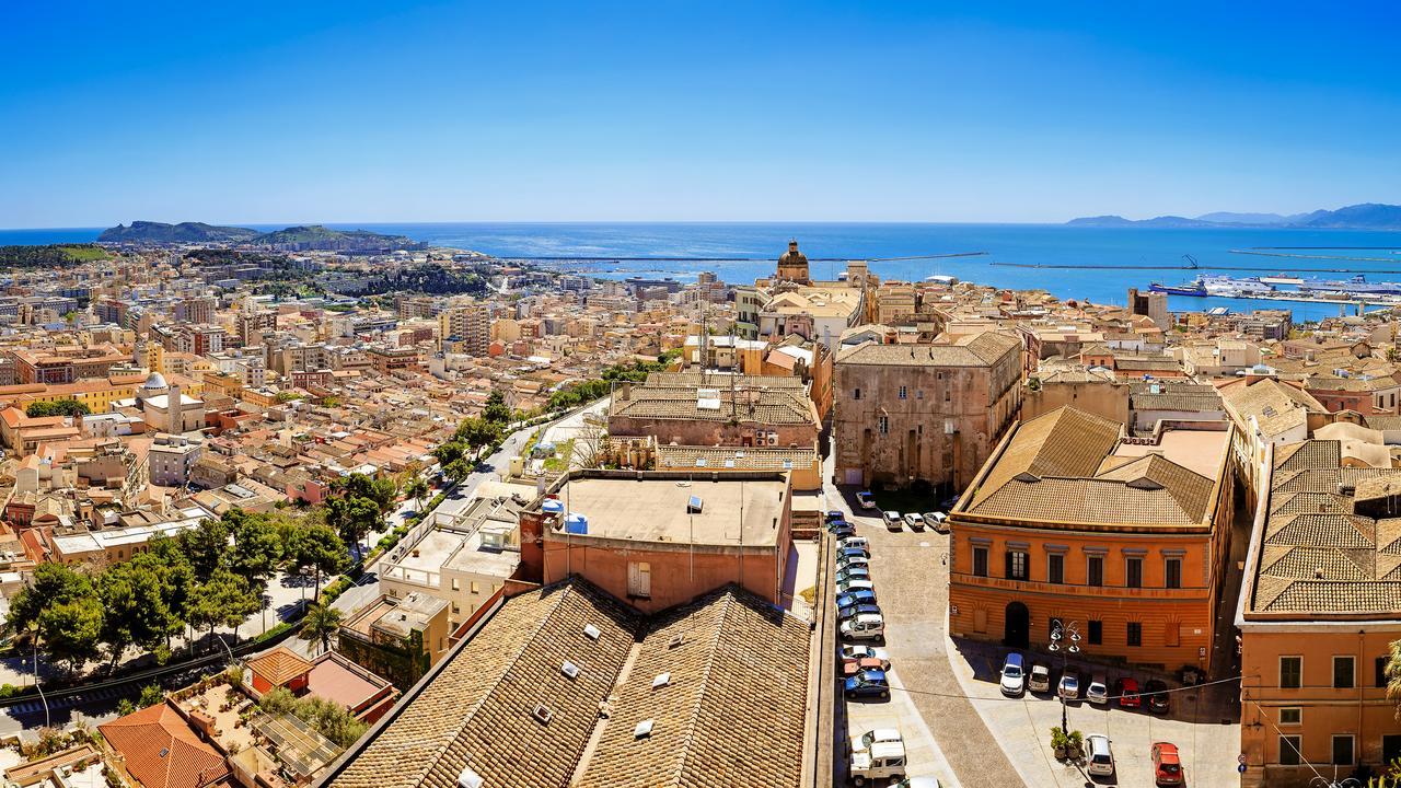 Birkin Marina Hotel Cagliari Exterior photo